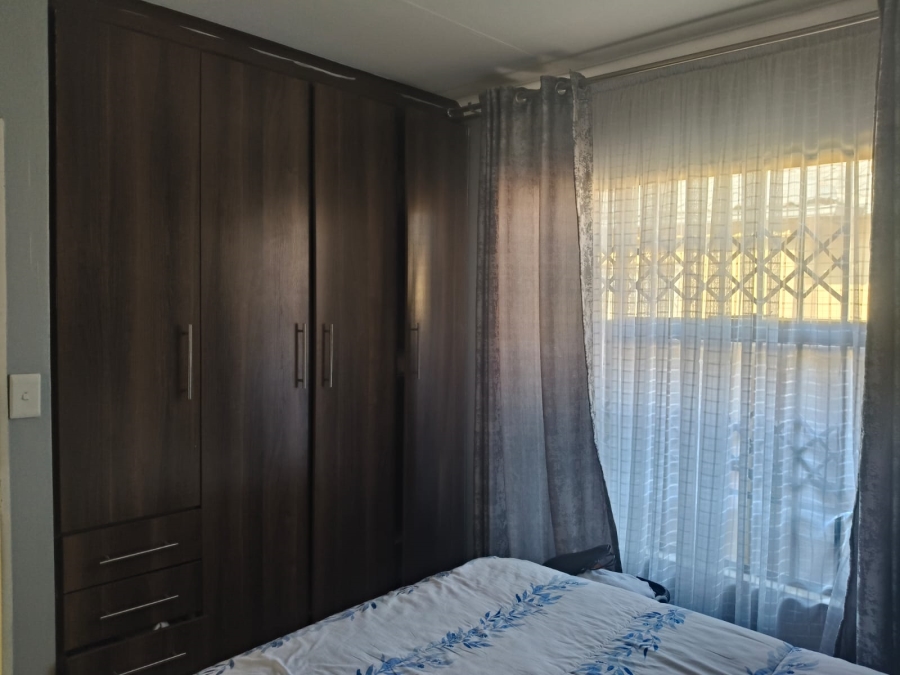 3 Bedroom Property for Sale in Waterfall View Gauteng