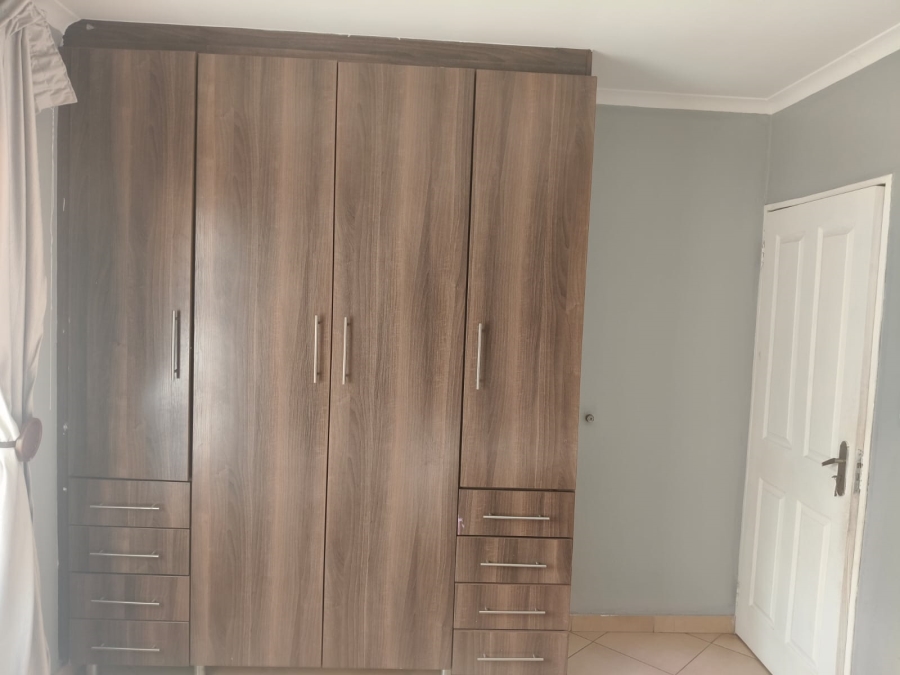 3 Bedroom Property for Sale in Waterfall View Gauteng