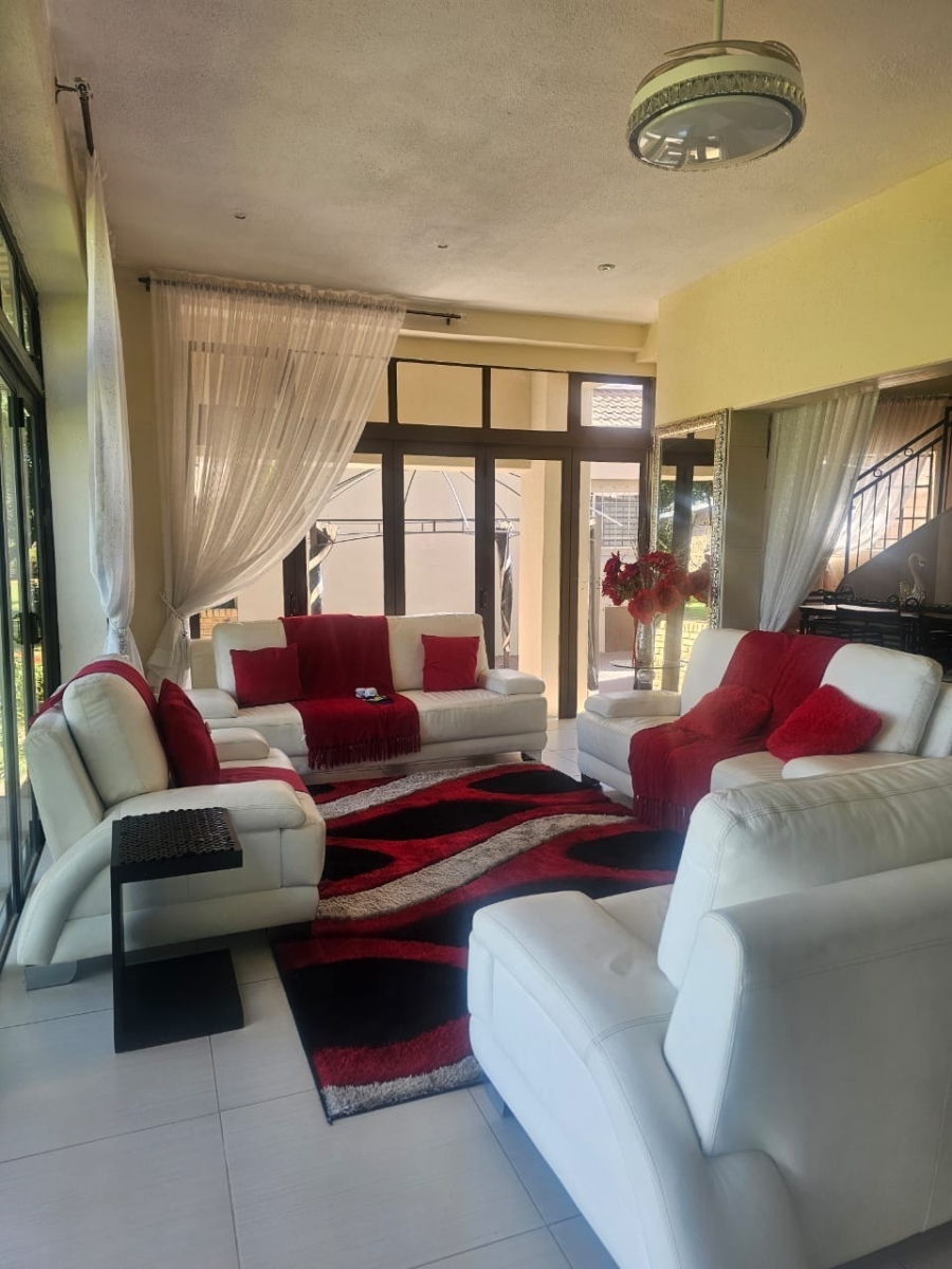 5 Bedroom Property for Sale in Vaal Marina Gauteng