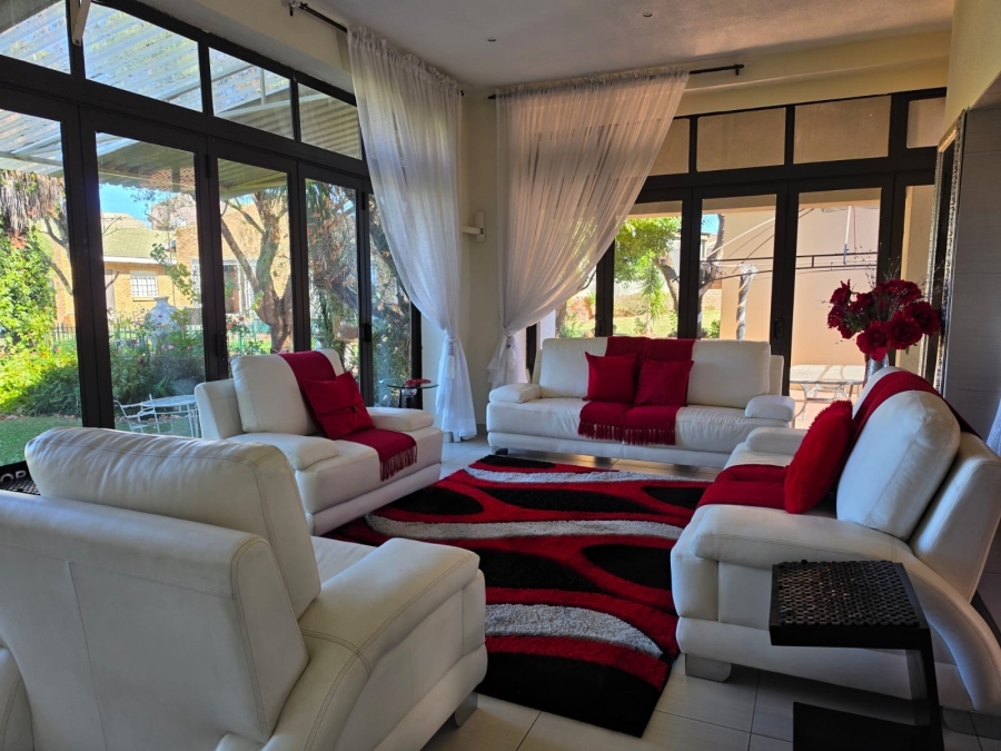 5 Bedroom Property for Sale in Vaal Marina Gauteng