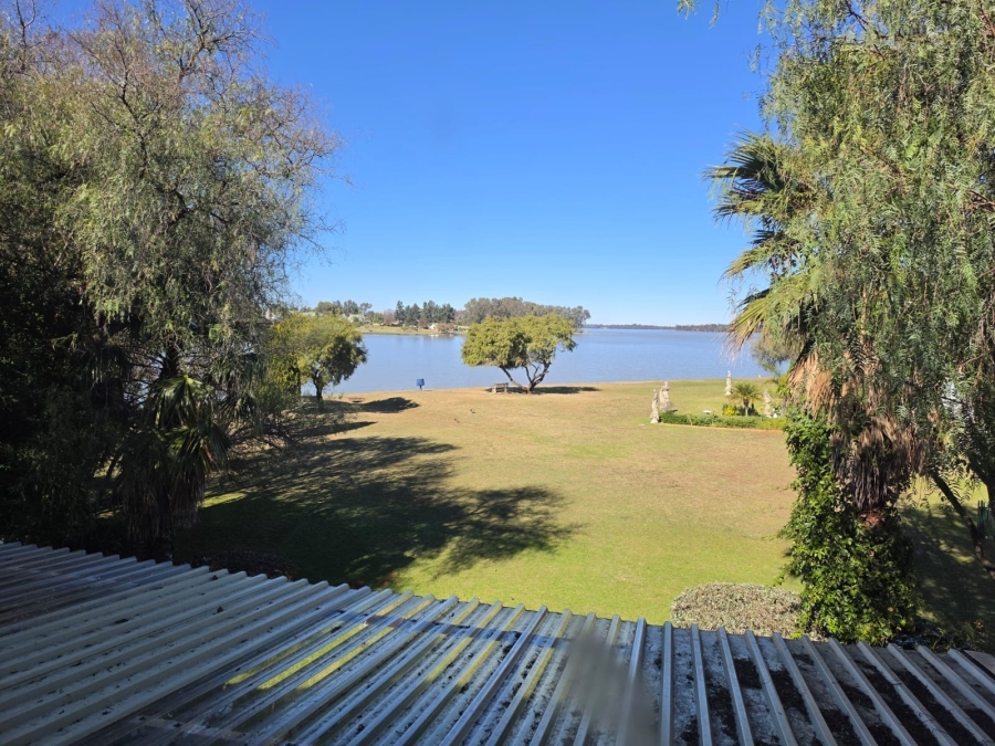 5 Bedroom Property for Sale in Vaal Marina Gauteng
