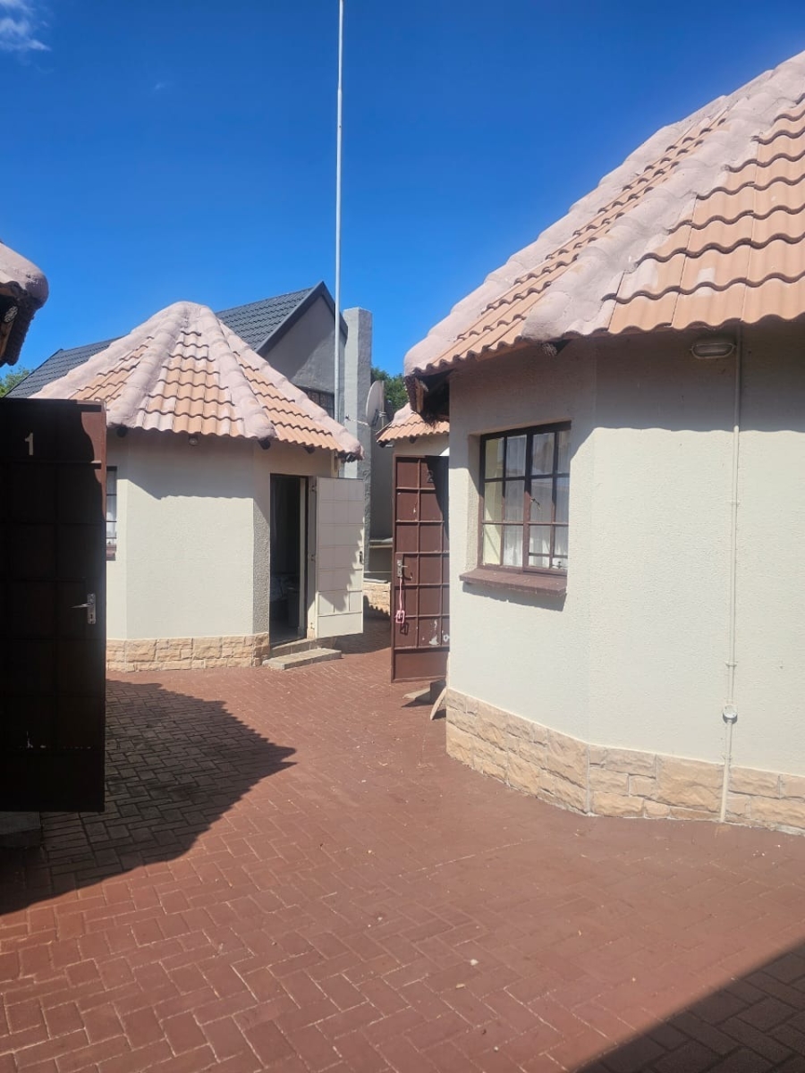5 Bedroom Property for Sale in Vaal Marina Gauteng