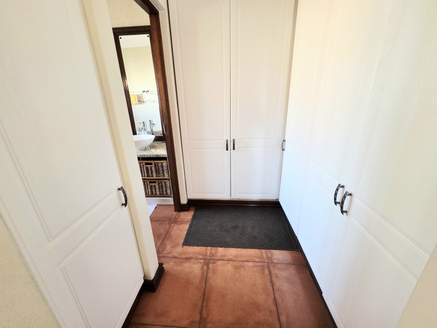 3 Bedroom Property for Sale in Noordwyk Gauteng