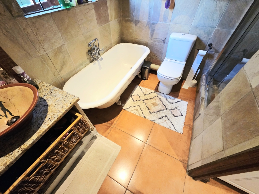 3 Bedroom Property for Sale in Noordwyk Gauteng