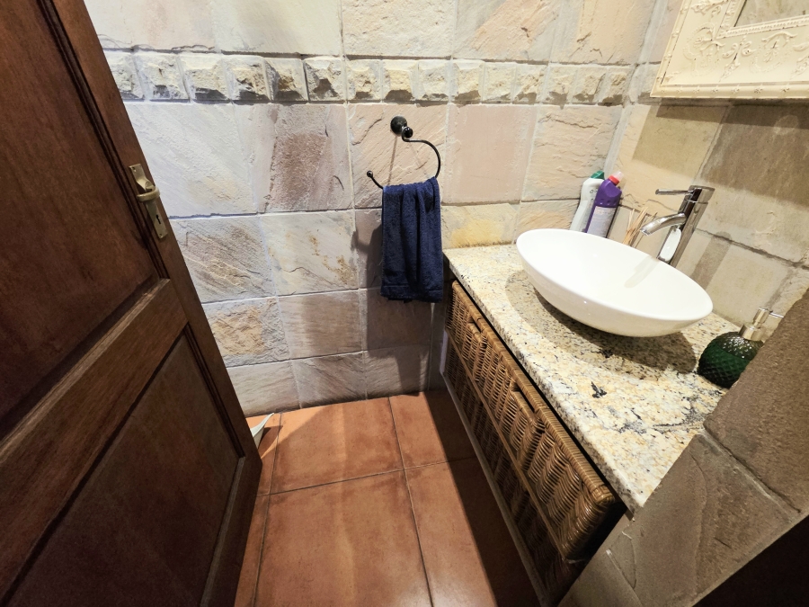 3 Bedroom Property for Sale in Noordwyk Gauteng