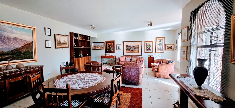 3 Bedroom Property for Sale in Three Rivers Proper Gauteng