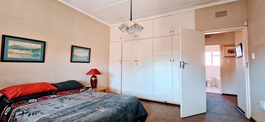 3 Bedroom Property for Sale in Three Rivers Proper Gauteng