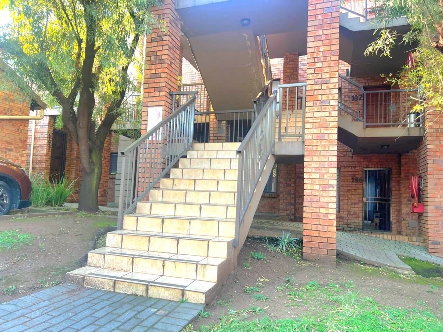 2 Bedroom Property for Sale in Eco Park Gauteng