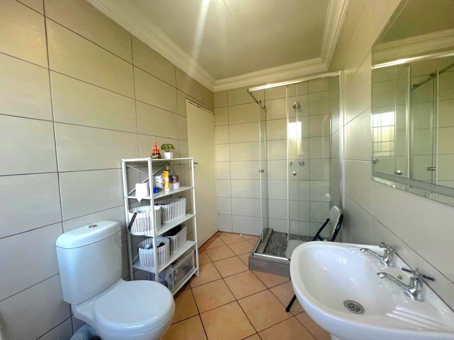 2 Bedroom Property for Sale in Eco Park Gauteng