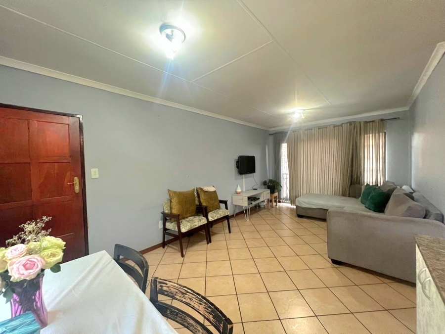 2 Bedroom Property for Sale in Eco Park Gauteng