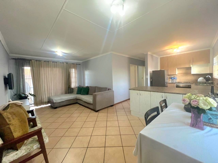 2 Bedroom Property for Sale in Eco Park Gauteng