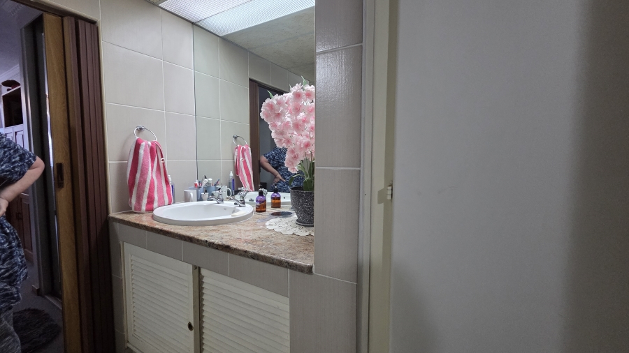 2 Bedroom Property for Sale in Pretoria Central Gauteng