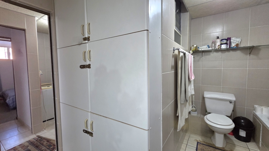 2 Bedroom Property for Sale in Pretoria Central Gauteng