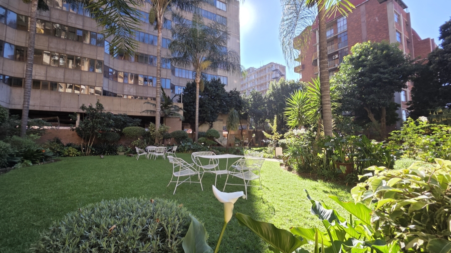 2 Bedroom Property for Sale in Pretoria Central Gauteng