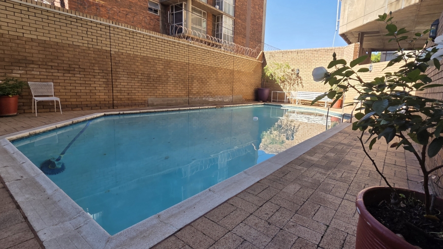 2 Bedroom Property for Sale in Pretoria Central Gauteng