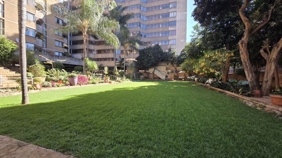 2 Bedroom Property for Sale in Pretoria Central Gauteng