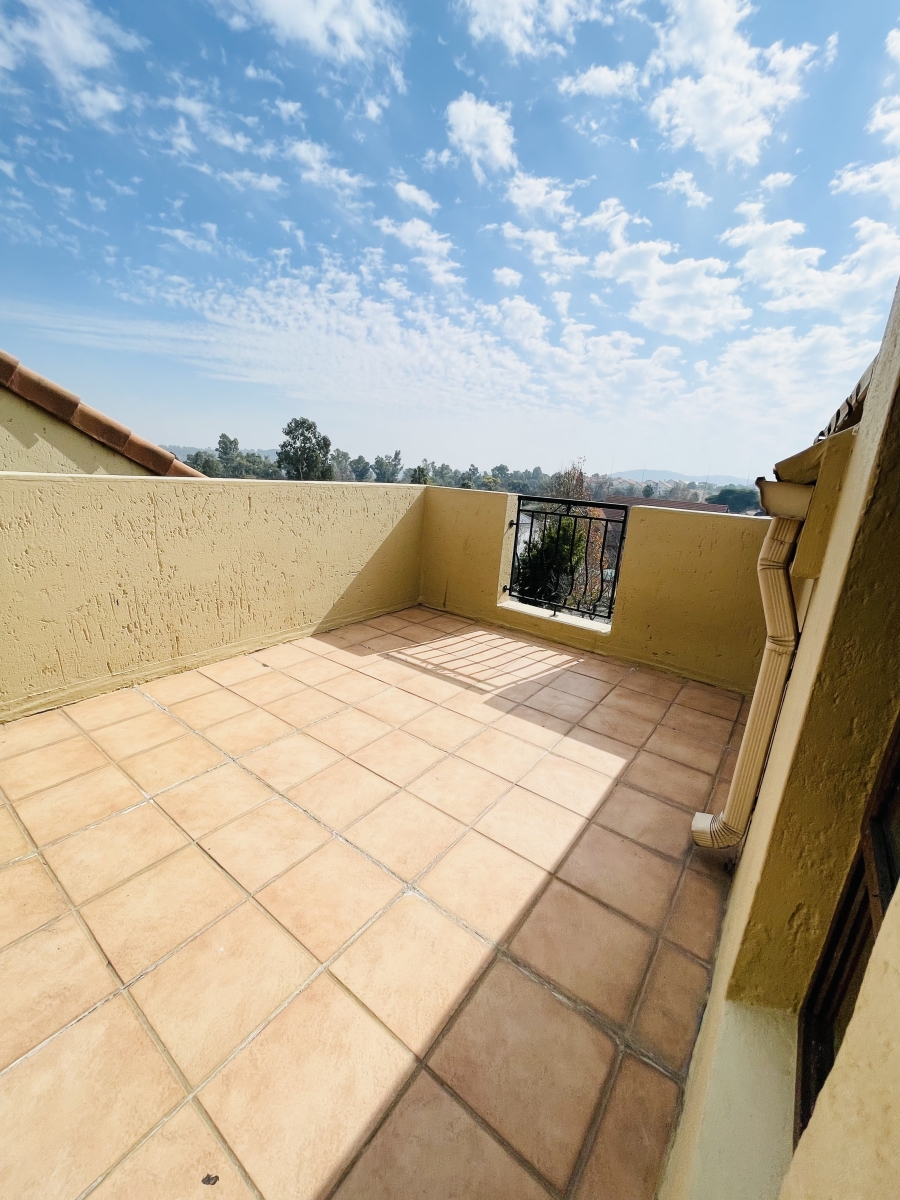 To Let 1 Bedroom Property for Rent in Sunninghill Gauteng