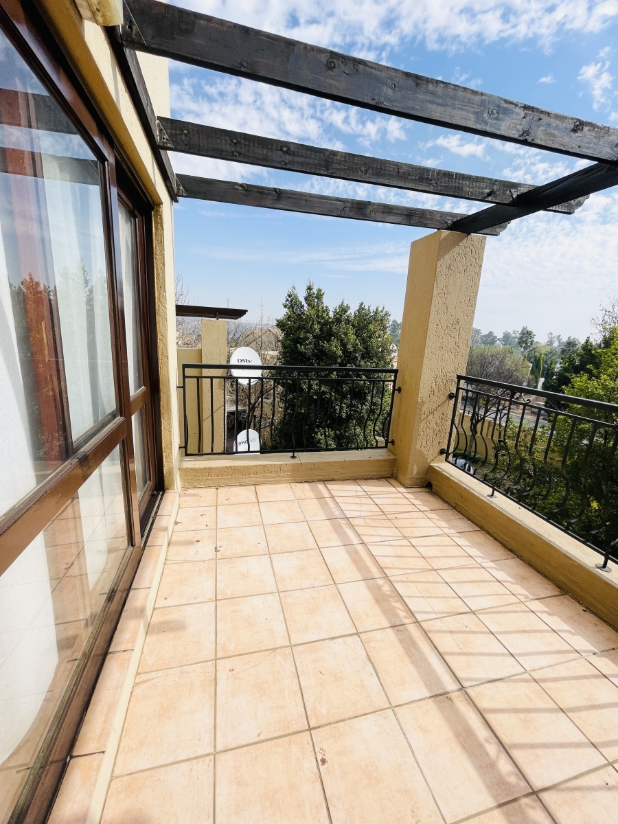 To Let 1 Bedroom Property for Rent in Sunninghill Gauteng