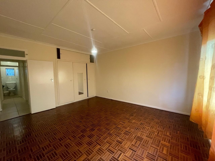 To Let 2 Bedroom Property for Rent in Illovo Gauteng