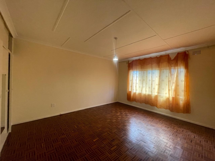 To Let 2 Bedroom Property for Rent in Illovo Gauteng