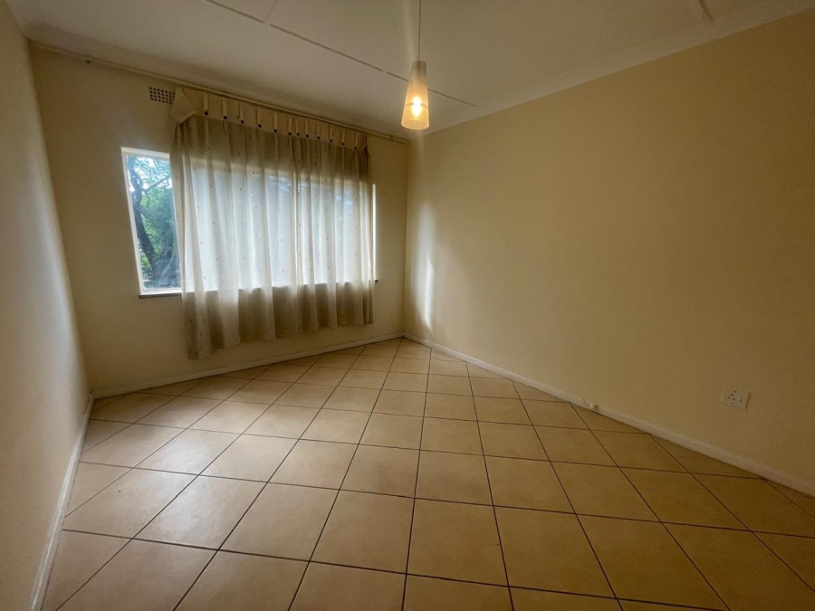 To Let 2 Bedroom Property for Rent in Illovo Gauteng