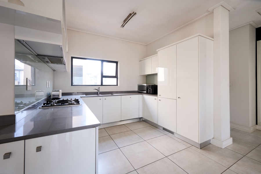 2 Bedroom Property for Sale in The Polofields Gauteng