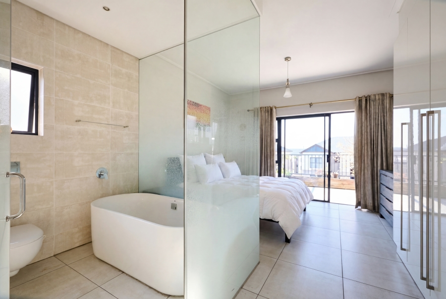 2 Bedroom Property for Sale in The Polofields Gauteng