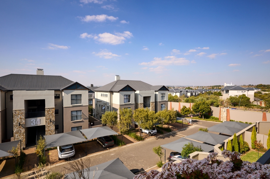 2 Bedroom Property for Sale in The Polofields Gauteng