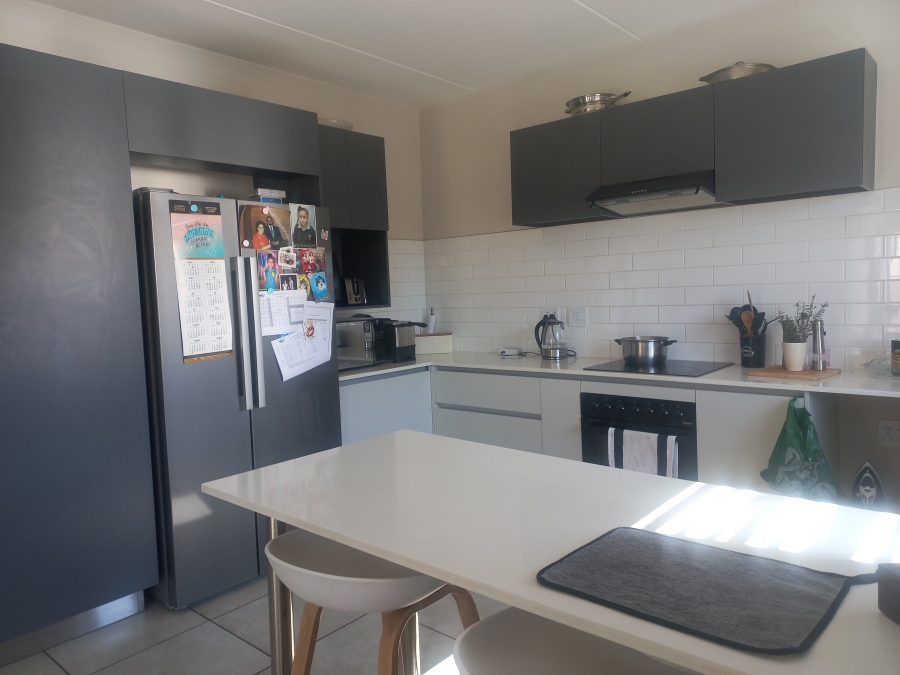 3 Bedroom Property for Sale in Raslouw Gauteng