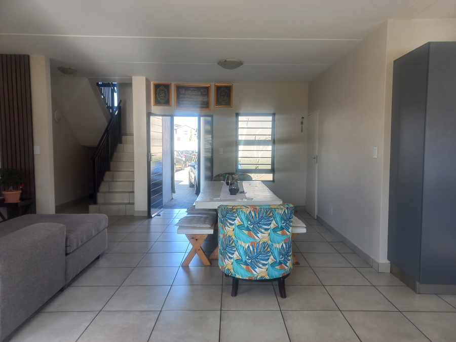 3 Bedroom Property for Sale in Raslouw Gauteng