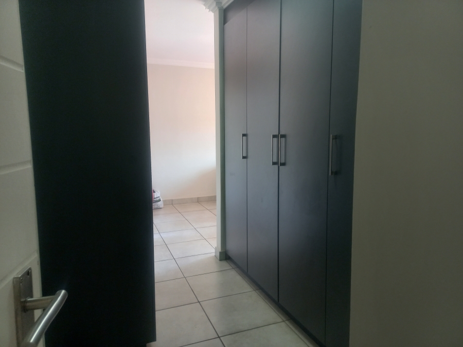 3 Bedroom Property for Sale in Raslouw Gauteng