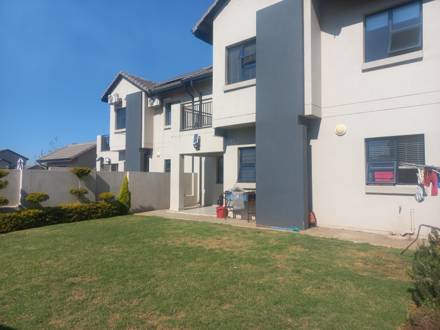 3 Bedroom Property for Sale in Raslouw Gauteng