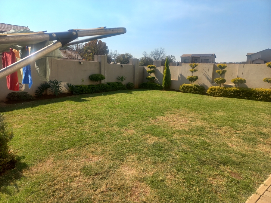 3 Bedroom Property for Sale in Raslouw Gauteng