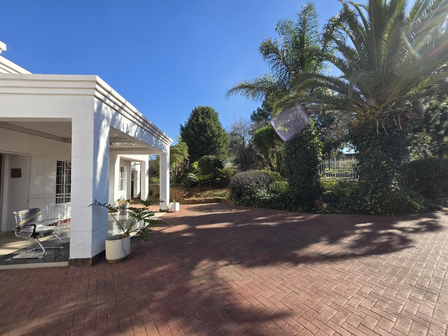 4 Bedroom Property for Sale in Erasmia Gauteng