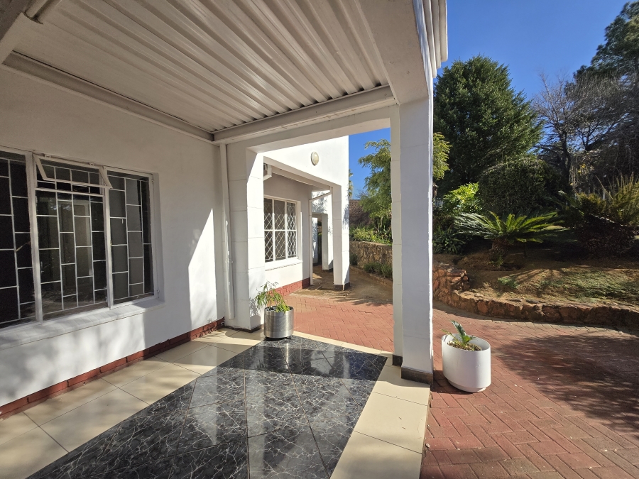 4 Bedroom Property for Sale in Erasmia Gauteng