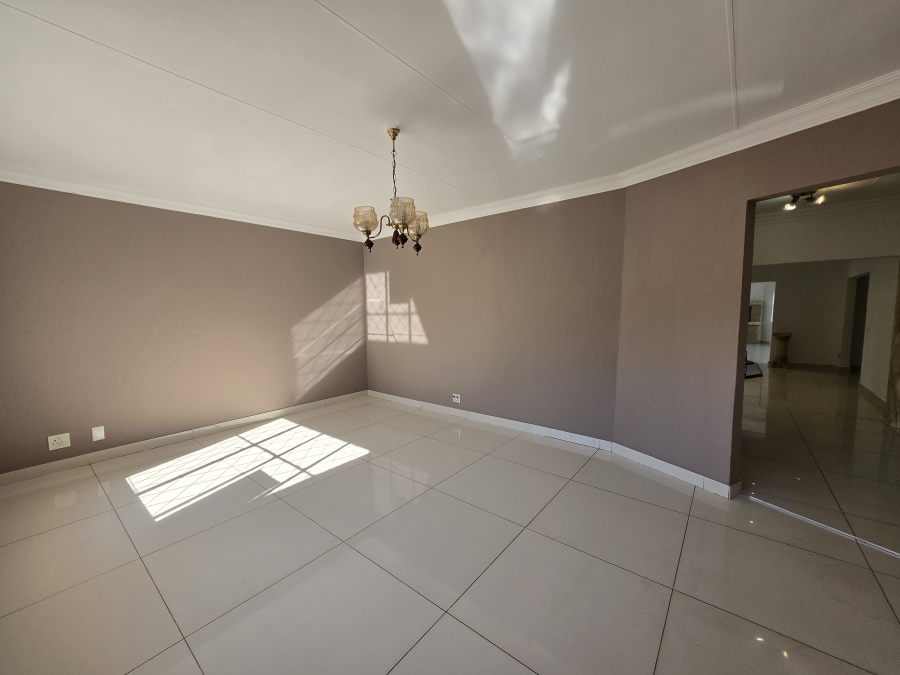4 Bedroom Property for Sale in Erasmia Gauteng