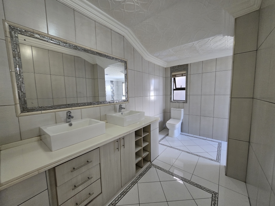 4 Bedroom Property for Sale in Erasmia Gauteng