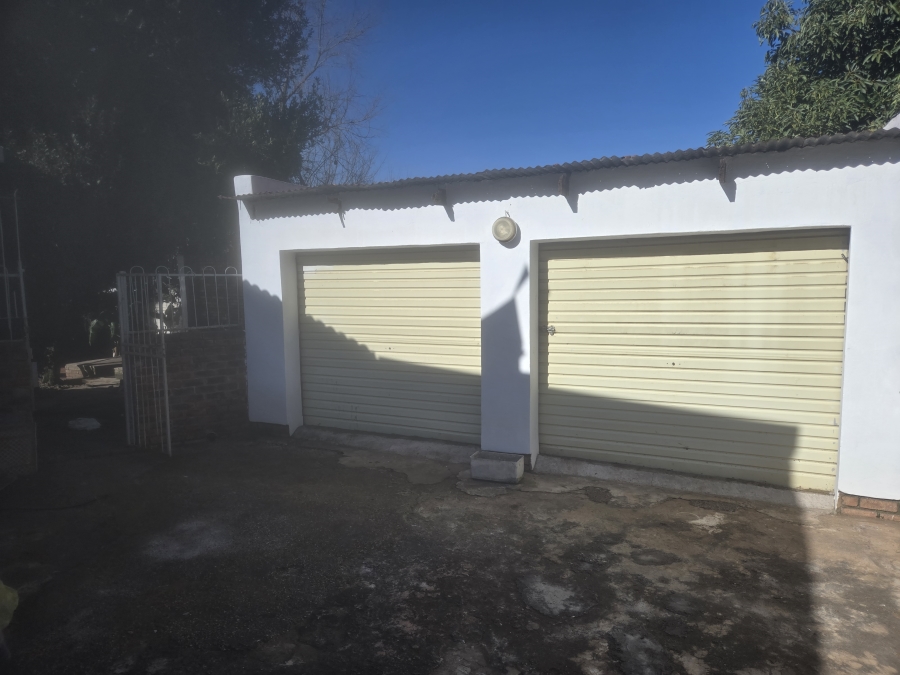 4 Bedroom Property for Sale in Erasmia Gauteng