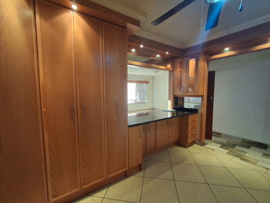 3 Bedroom Property for Sale in Greenhills Gauteng