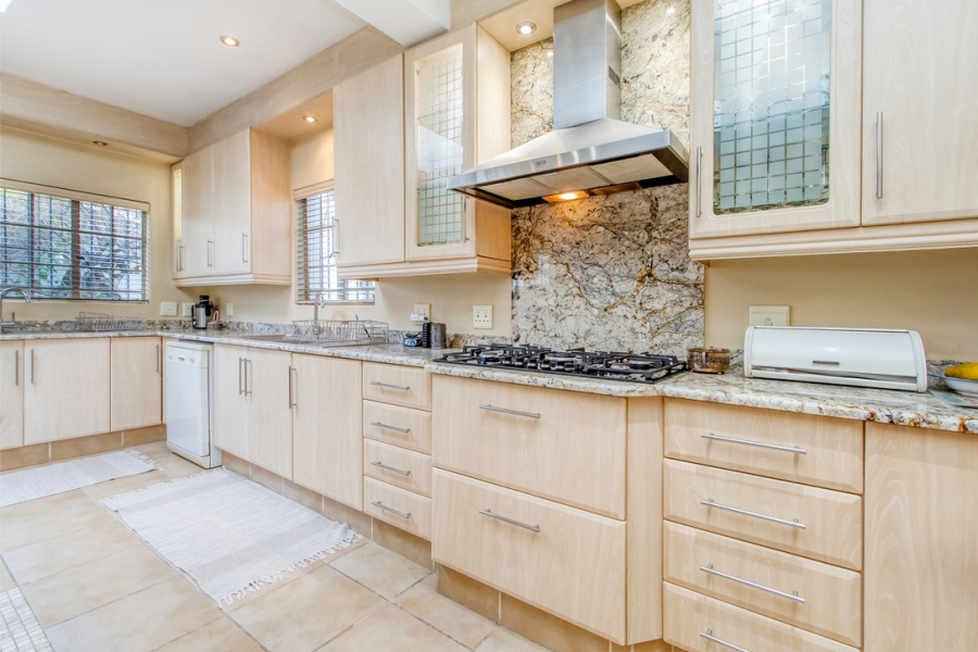 4 Bedroom Property for Sale in Blairgowrie Gauteng