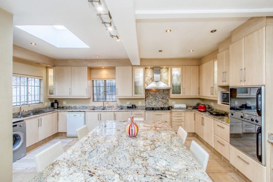 4 Bedroom Property for Sale in Blairgowrie Gauteng