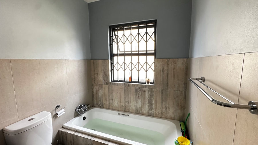 4 Bedroom Property for Sale in Summerset Gauteng