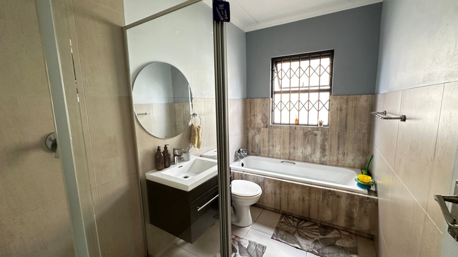 4 Bedroom Property for Sale in Summerset Gauteng