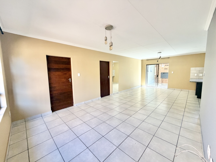 3 Bedroom Property for Sale in Noordwyk Gauteng
