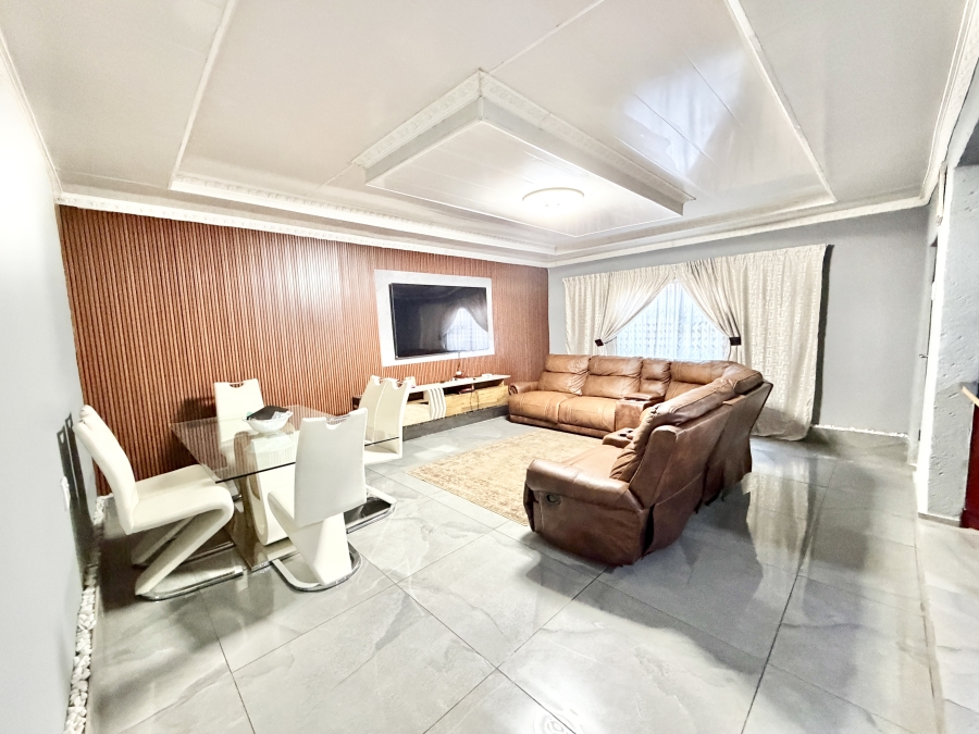 3 Bedroom Property for Sale in Philip Nel Park Gauteng