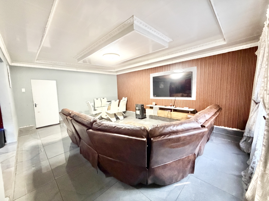 3 Bedroom Property for Sale in Philip Nel Park Gauteng