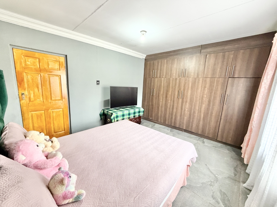 3 Bedroom Property for Sale in Philip Nel Park Gauteng