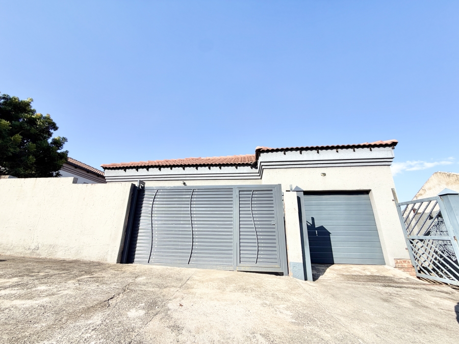 3 Bedroom Property for Sale in Philip Nel Park Gauteng