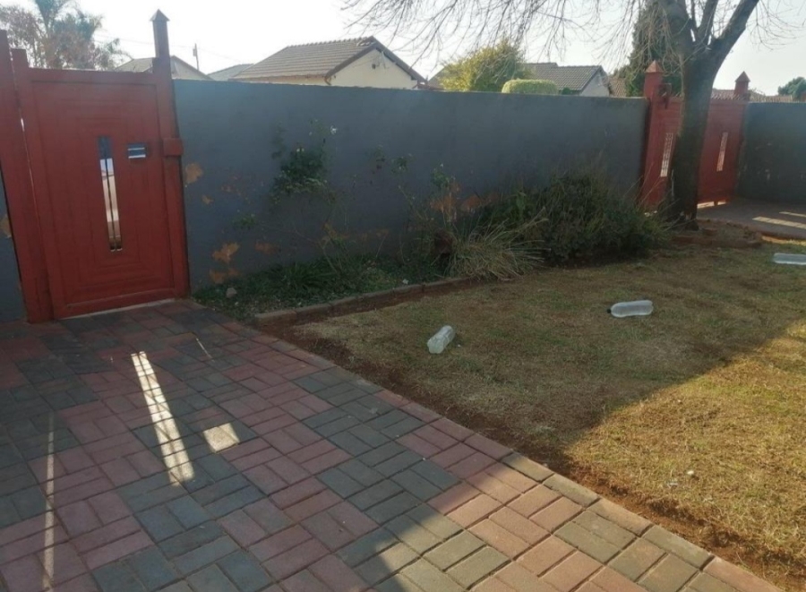 3 Bedroom Property for Sale in Soshanguve XX Gauteng