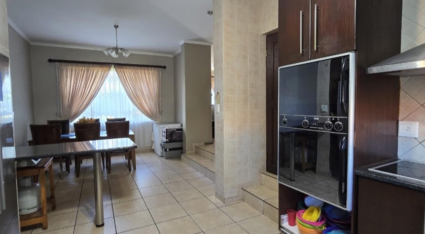 4 Bedroom Property for Sale in Amberfield Ridge Gauteng